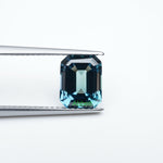 Load image into Gallery viewer, Emerald lab grown teal sapphire