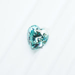 Load image into Gallery viewer, Heart teal moissanite