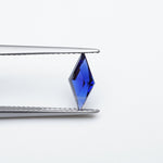 Load image into Gallery viewer, Kite lab grown blue sapphire