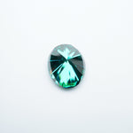 Load image into Gallery viewer, Oval green moissanite