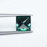 Load image into Gallery viewer, Square princess green moissanite