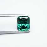 Load and play video in Gallery viewer, Radiant green moissanite