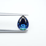 Load and play video in Gallery viewer, Pear blue moissanite