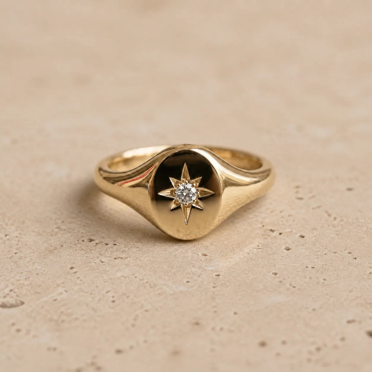 0.03 CT Round Brilliant Lab-Grown Diamond Signet Ring