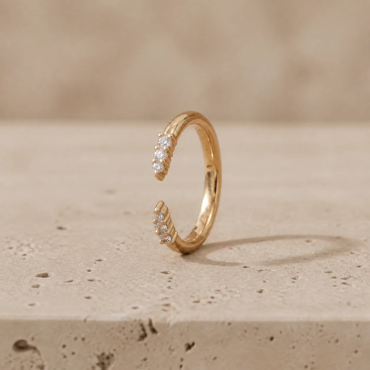 0.25 CTW Round Lab-Grown Diamond Cluster Open-Gap Wedding Band