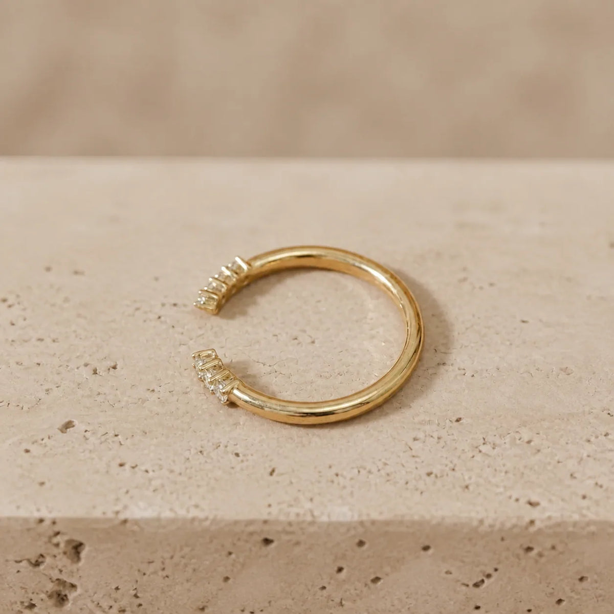 0.25 CTW Round Lab-Grown Diamond Cluster Open-Gap Wedding Band