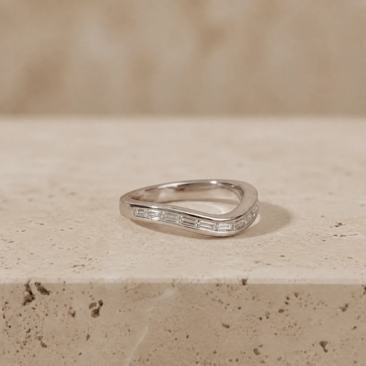 0.35 CTW Baguette Lab-Grown Diamond Half-Bezel Curved Matching Band