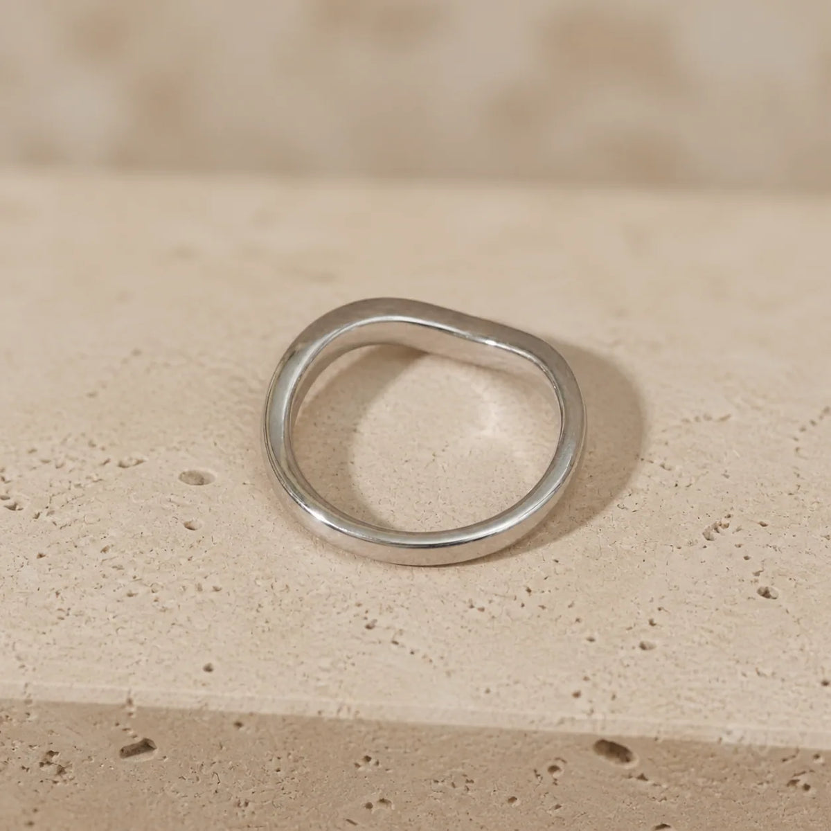 0.35 CTW Baguette Lab-Grown Diamond Half-Bezel Curved Matching Band