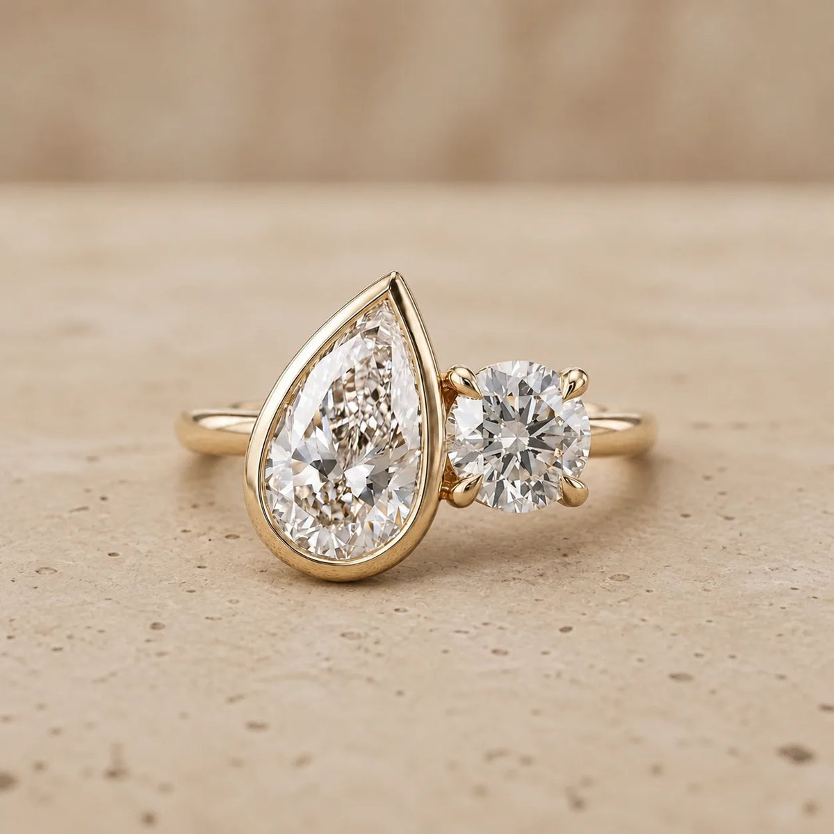 1.7 CT Pear & Round Lab-Grown Diamond Toi et Moi Ring