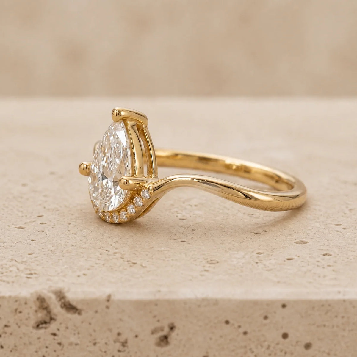 1 CT Pear Lab-Grown Diamond Engagement Ring
