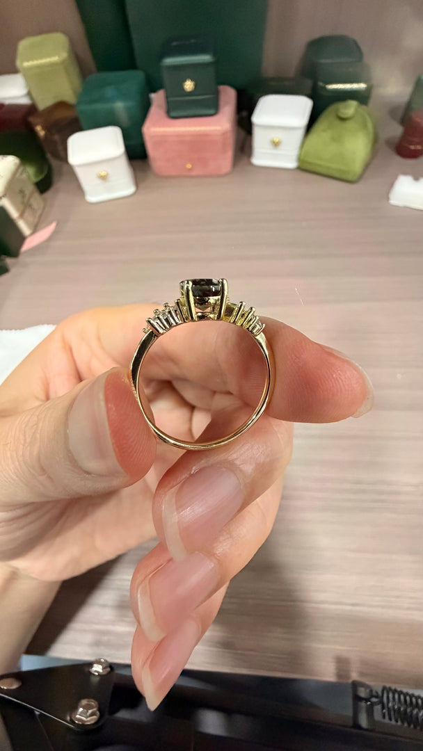 1.5ct oval lab grown alexandrite ring