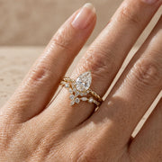 2 CT Pear Cut Lab-Grown Diamond Floral Cluster Twisted Bridal Ring Set