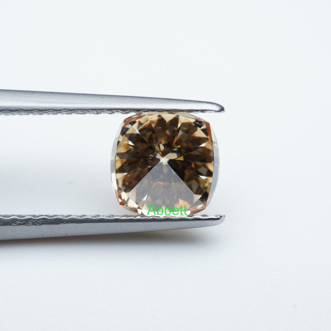 Cushion brown moissanite