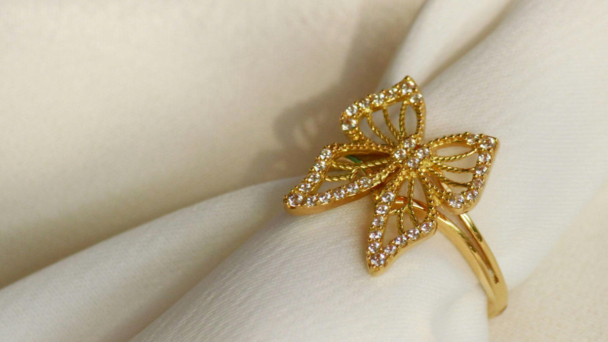 Custom Abbett ring photographed in natural light