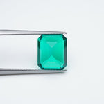 Load image into Gallery viewer, Emerald lab grown emerald
