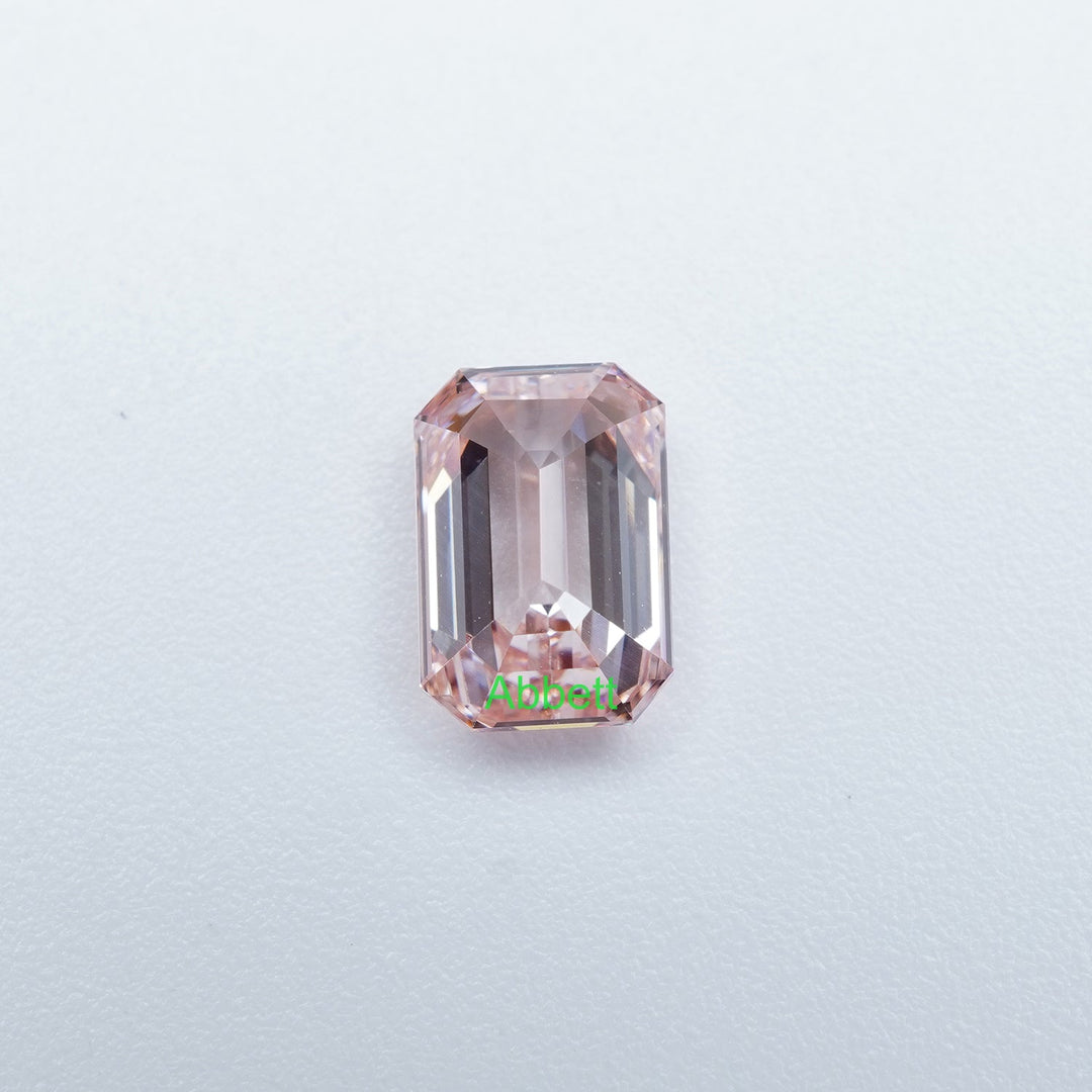 Emerald lab grown pink diamond