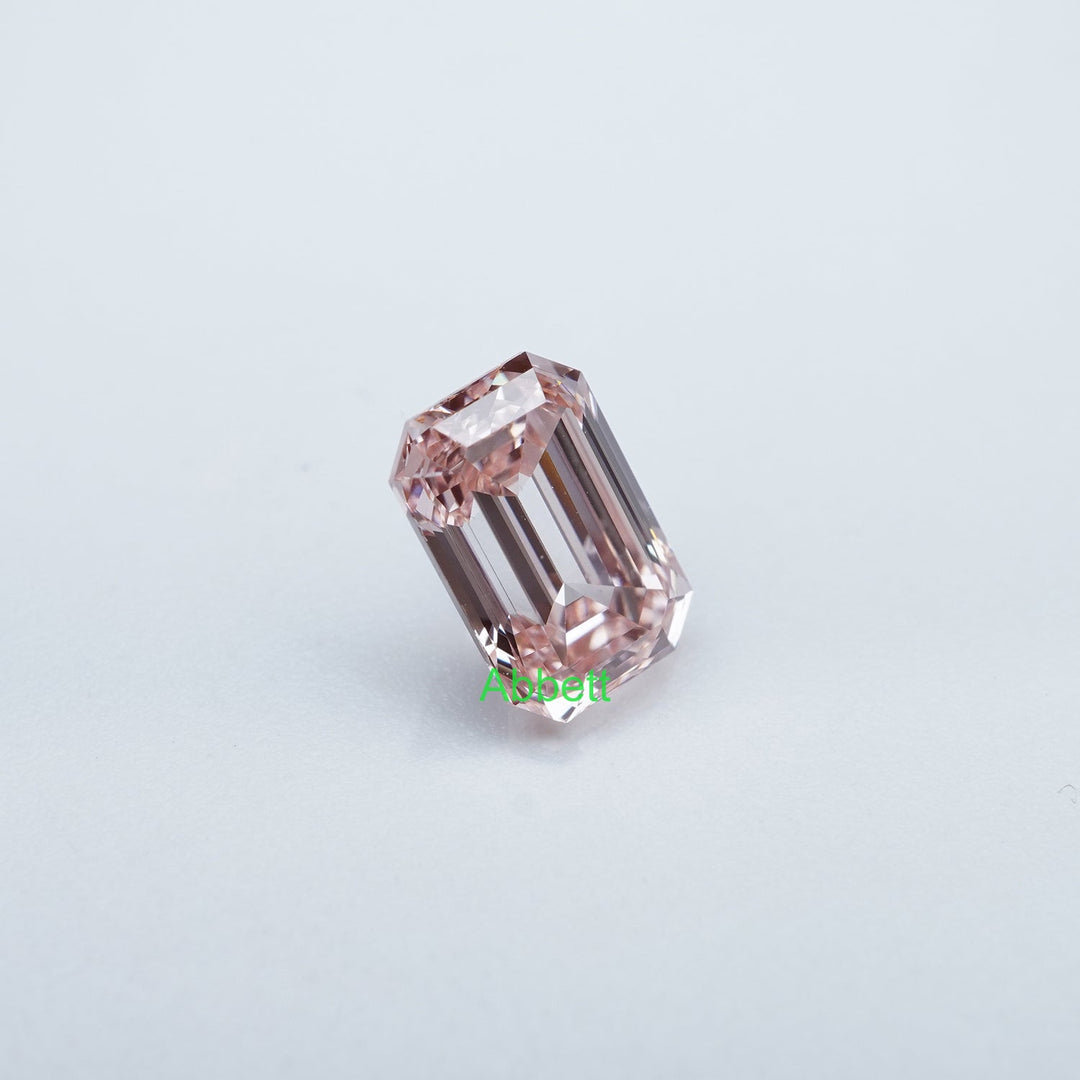 Emerald lab grown pink diamond