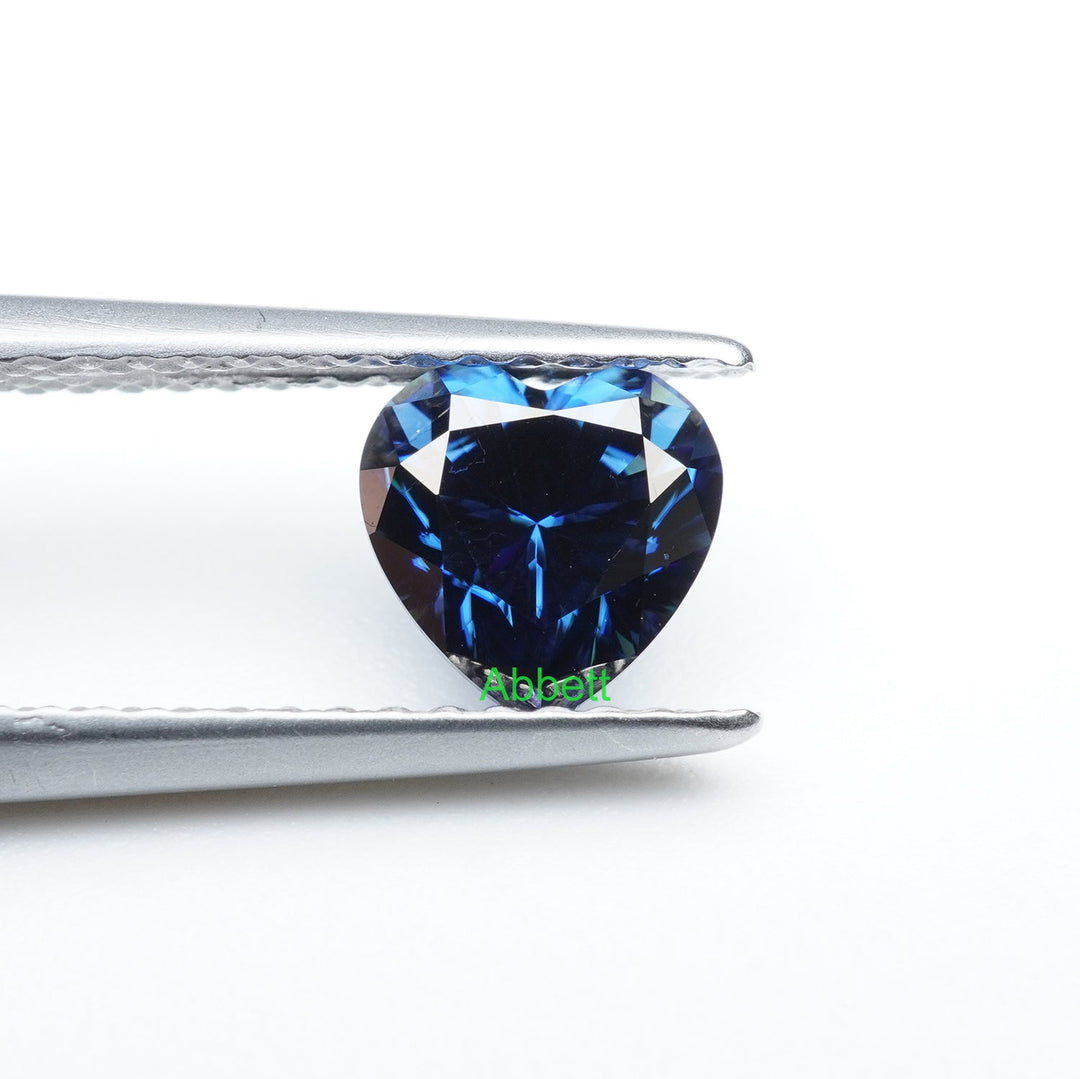 Heart blue moissanite
