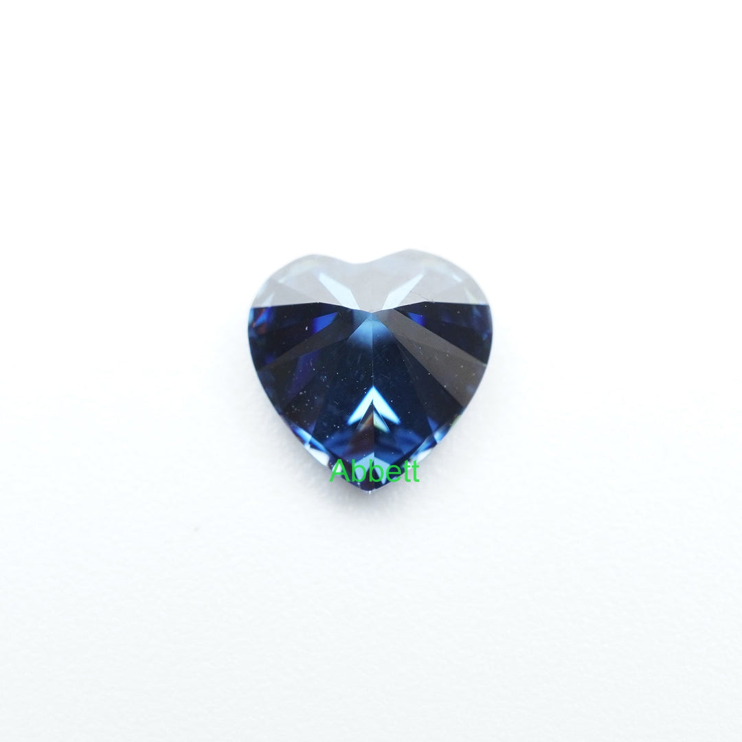 Heart blue moissanite