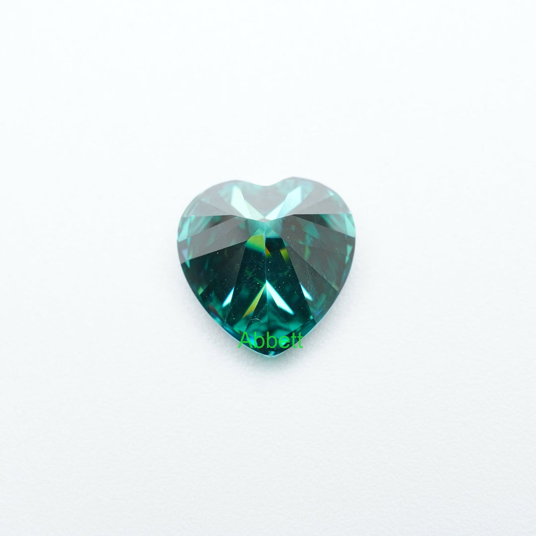 Heart green moissanite