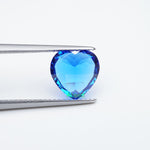 Load image into Gallery viewer, Heart lab grown cobalt spinel
