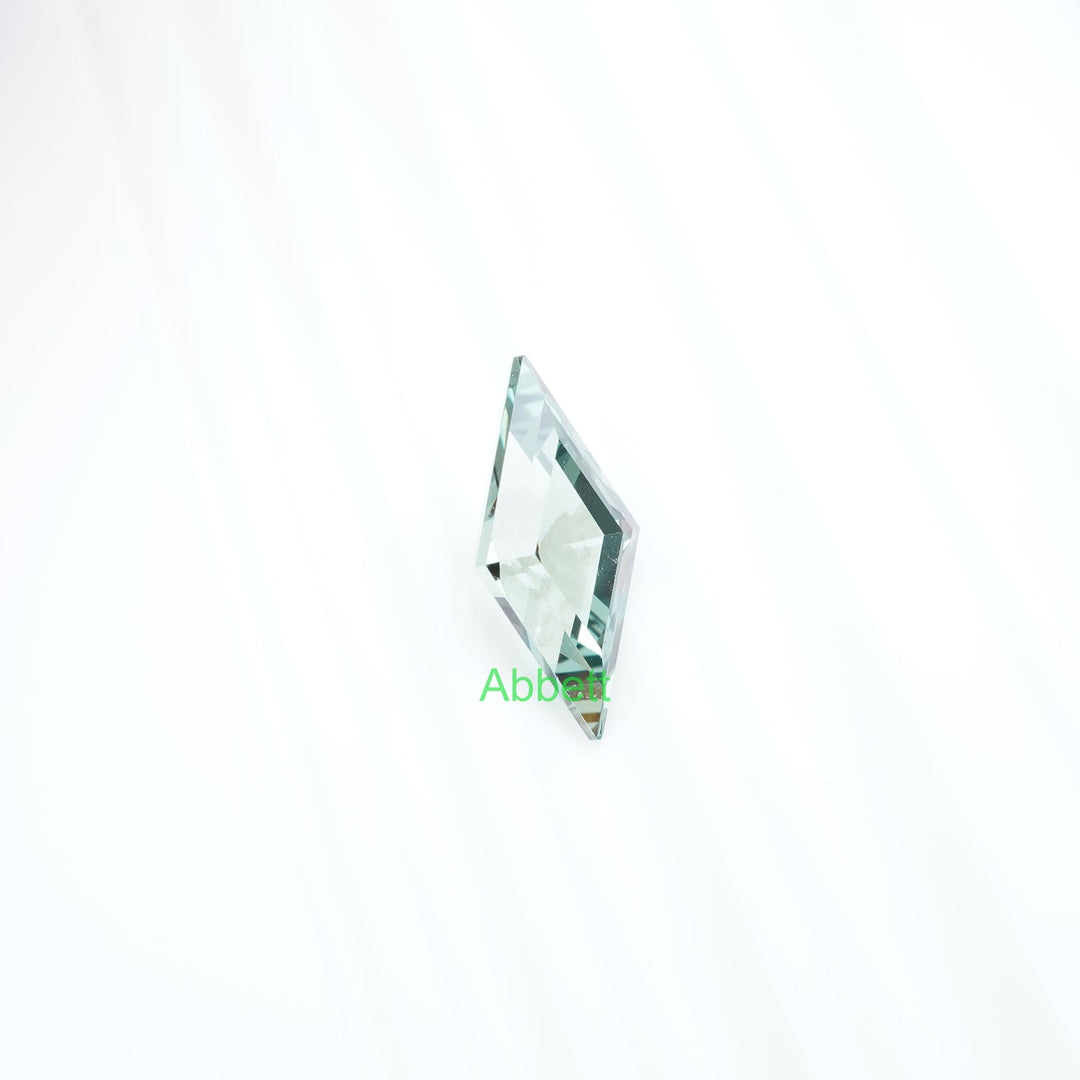 Kite lab grown green sapphire