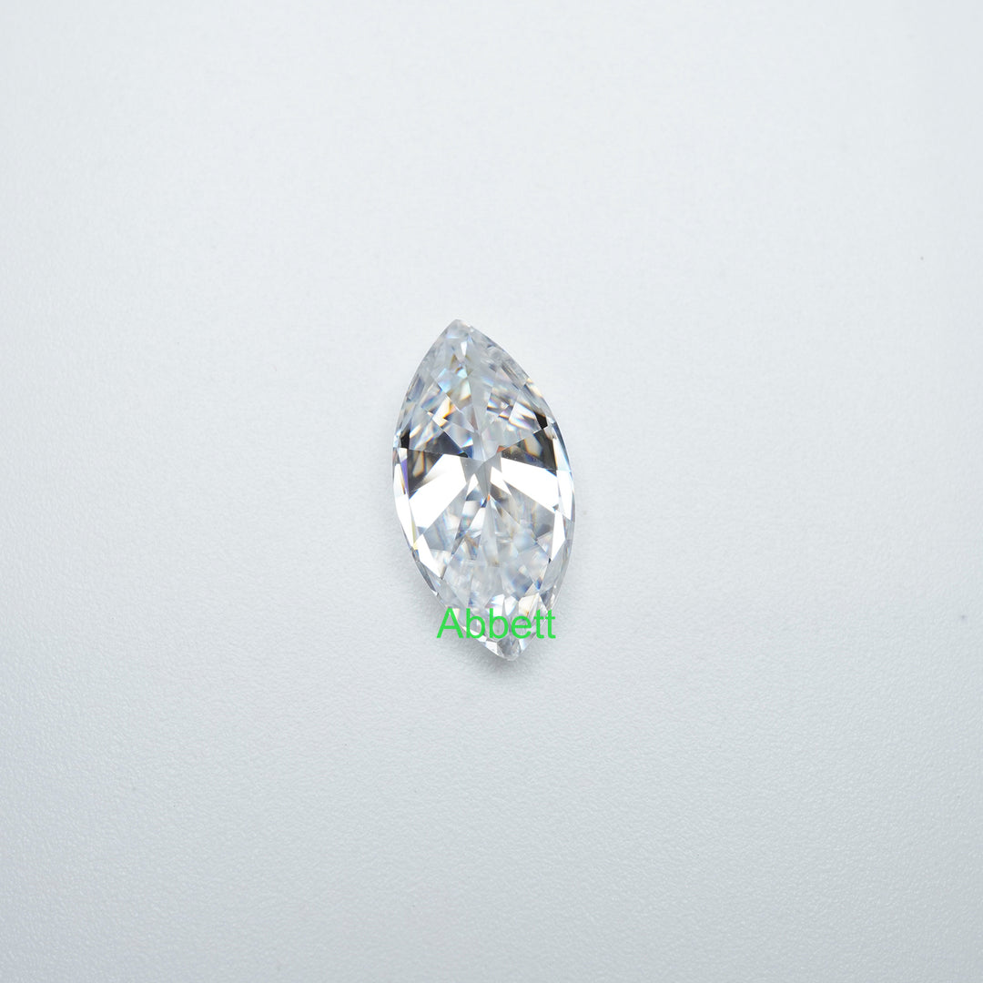Marquise D FL moissanite