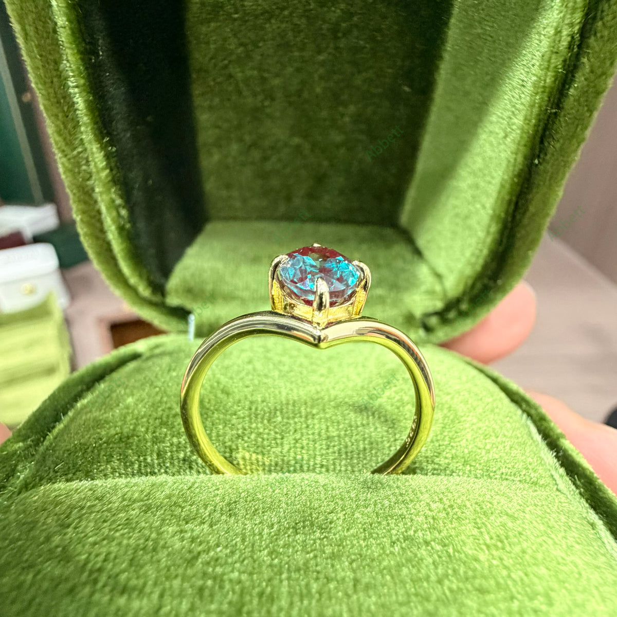 Minimalist Lab Grown Alexandrite Solitaire | 1.5ct Oval 6x8mm V-Shape Chevron Band Ring
