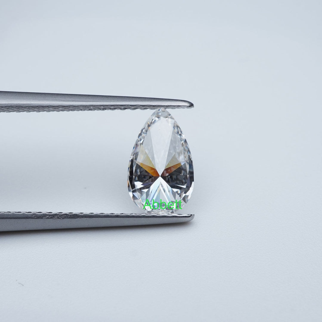 No report pear colorless lab grown diamond