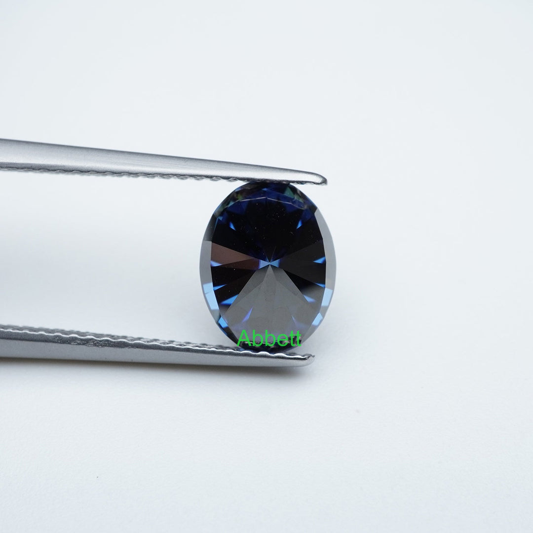 Oval blue moissanite