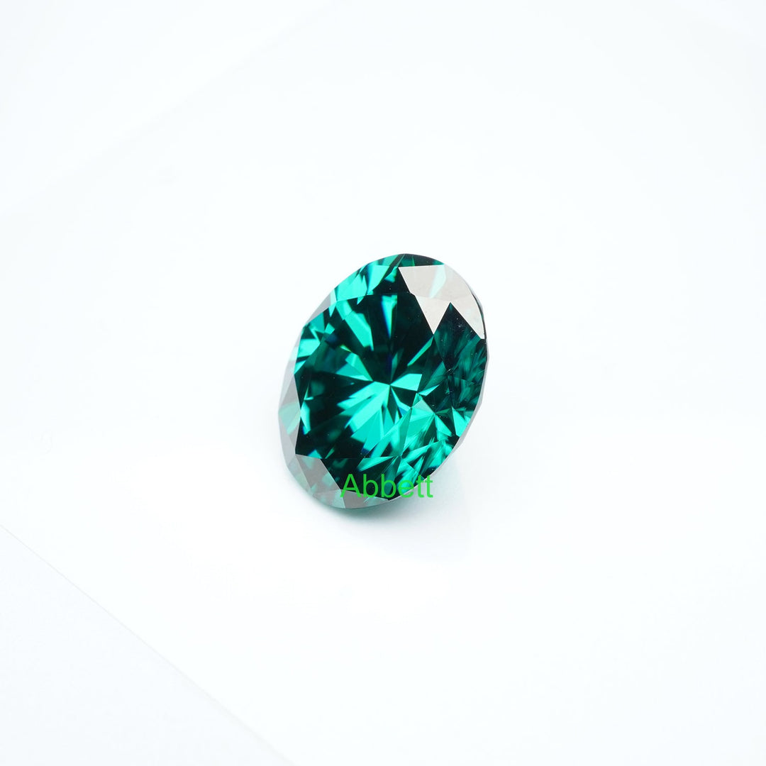 Oval green moissanite
