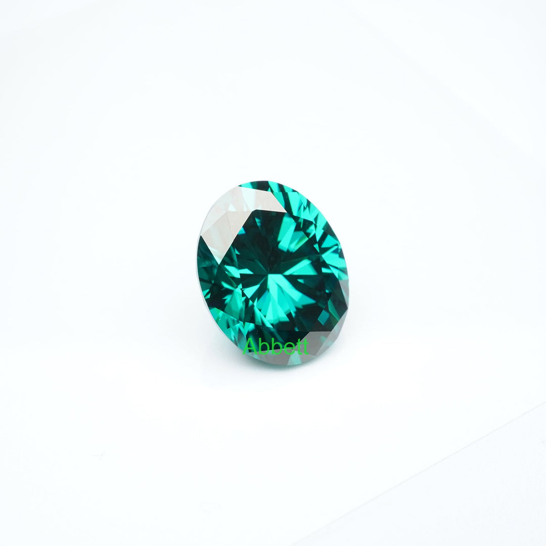 Oval green moissanite