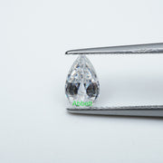 Pear_colorless_moissanite_2