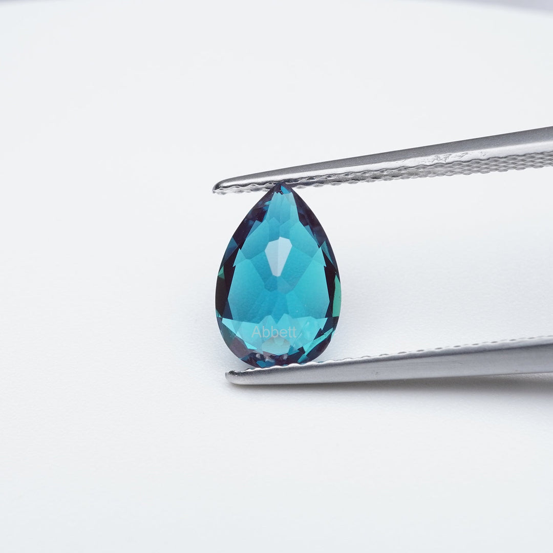 Pear lab grown alexandrite