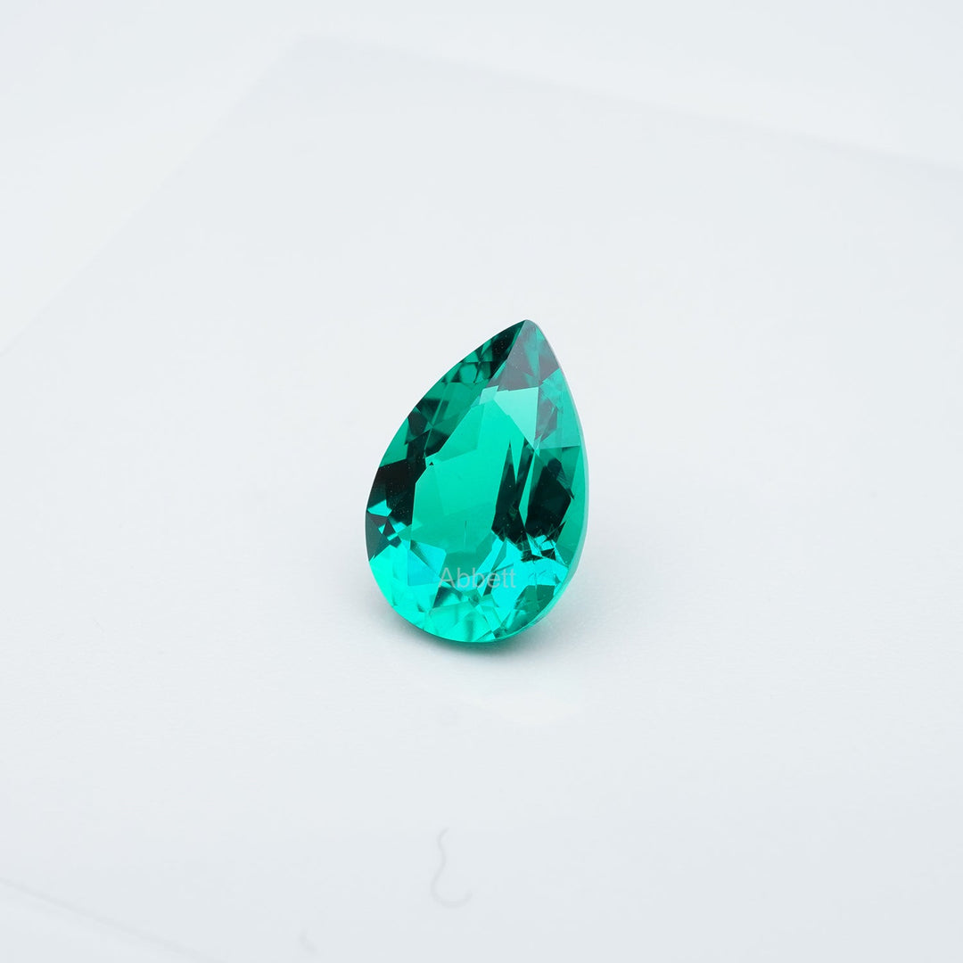 Pear lab grown emerald