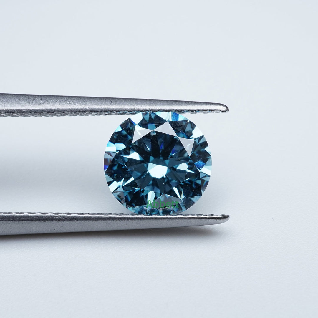 Round lab grown blue diamond