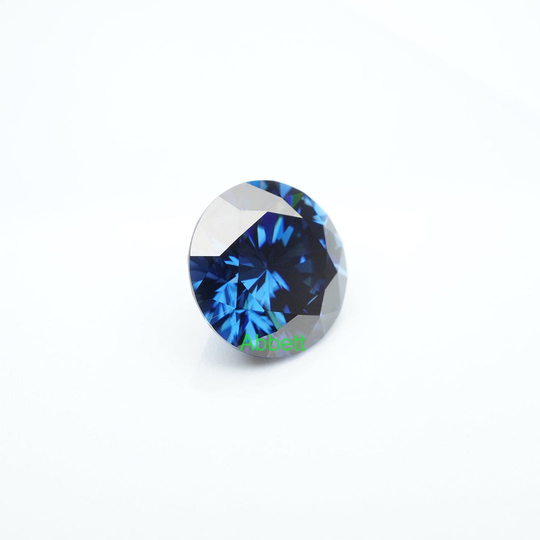 Round blue moissanite
