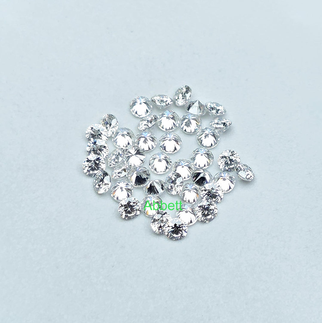 Round colorless moissanite D FL melee