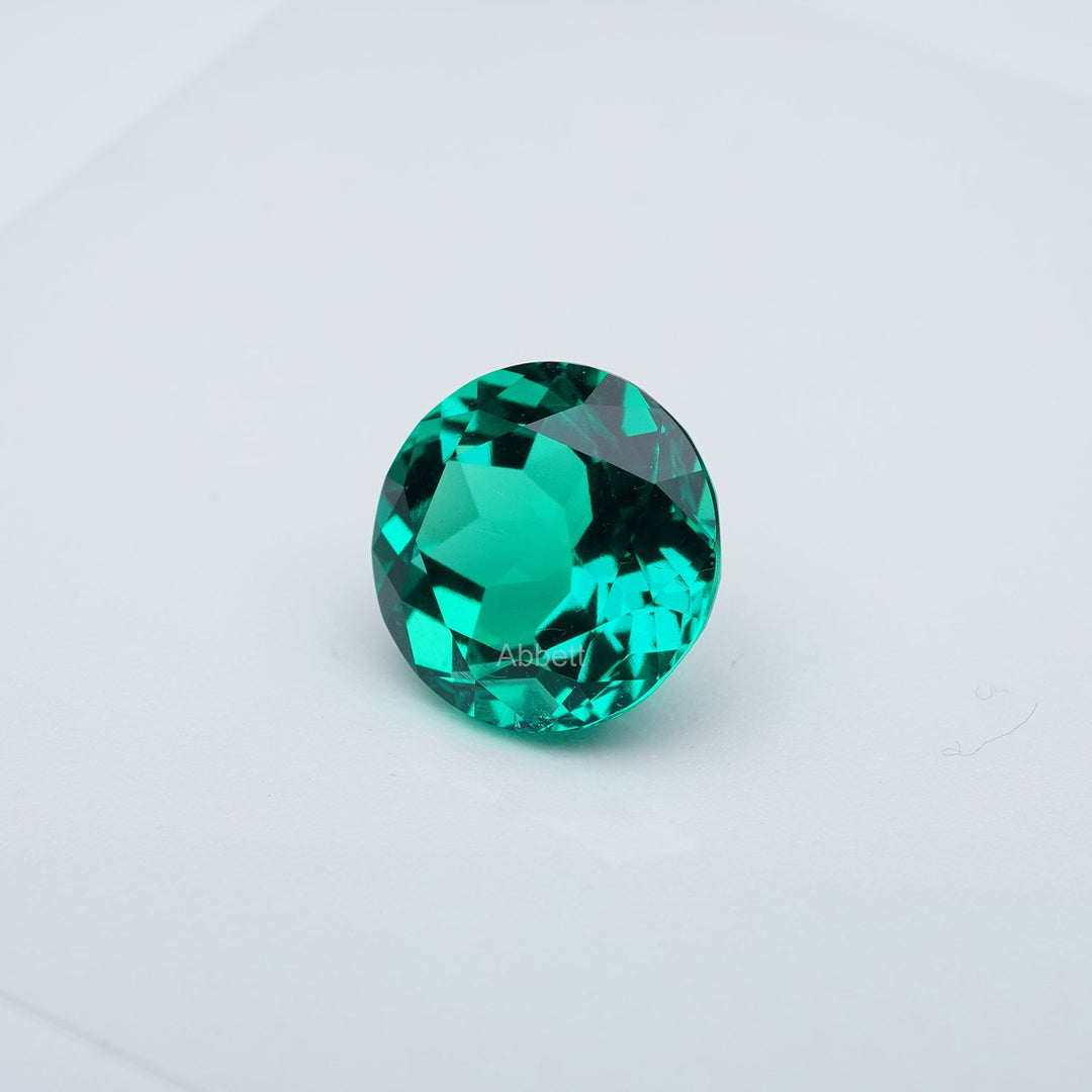 Round lab grown emerald