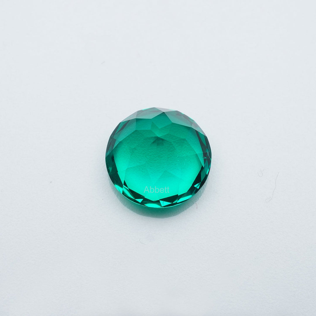 Round lab grown emerald