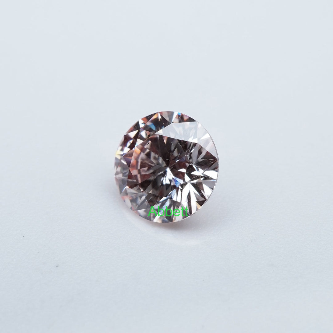 Round lab grown pink diamond