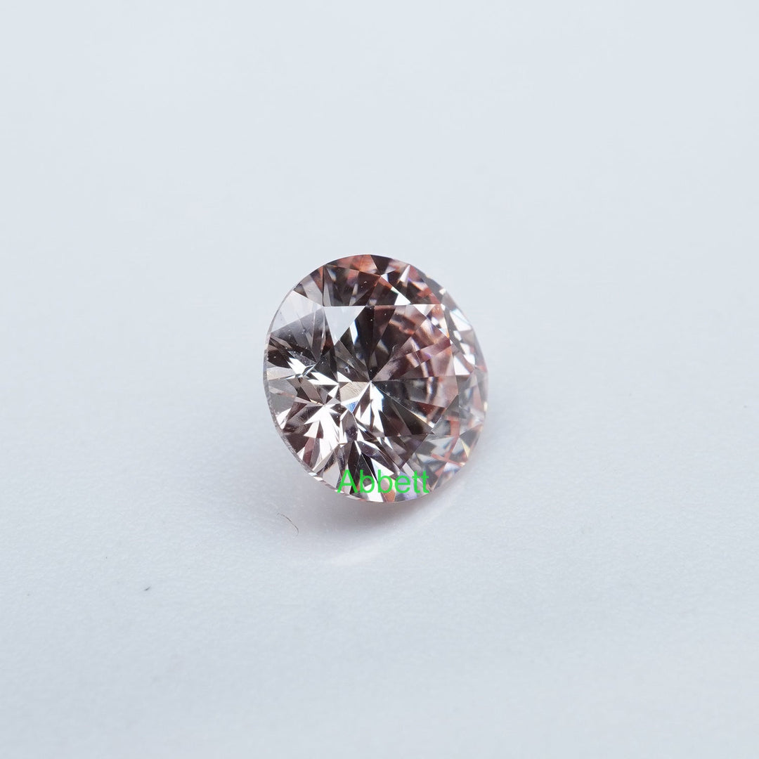 Round lab grown pink diamond