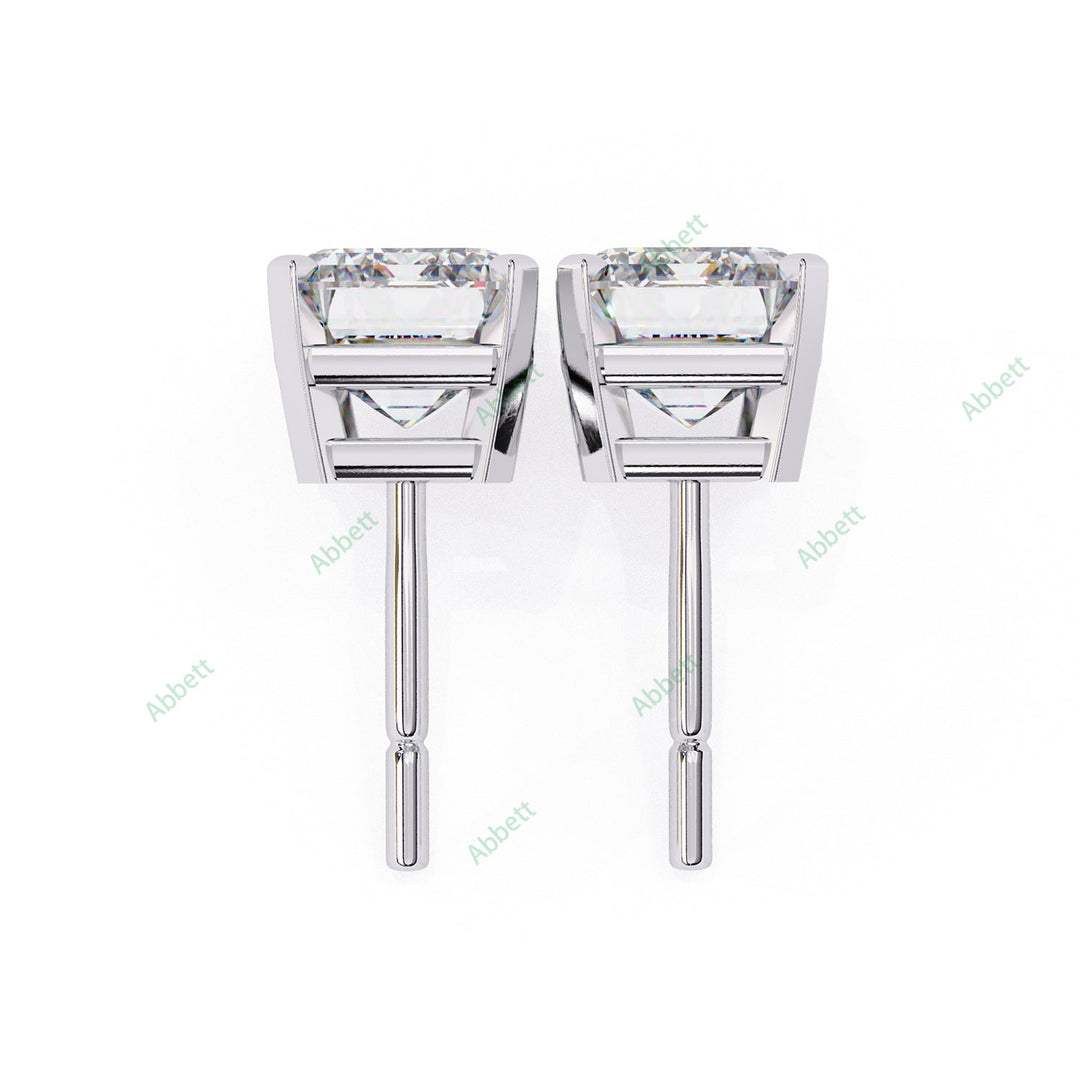 Emerald Four Prong Studs Earring STFO1324