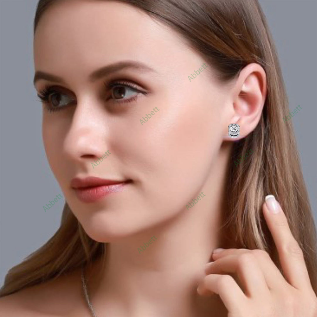 Radiant Halo Studs Earring STHA1338