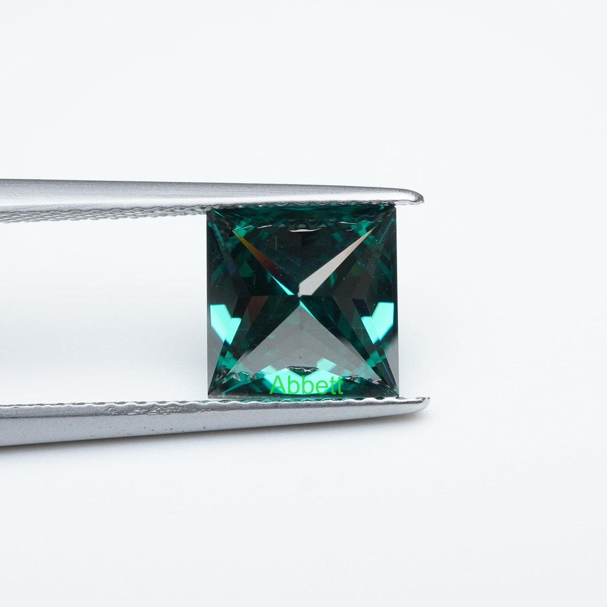 Square princess green moissanite – Abbett Limited
