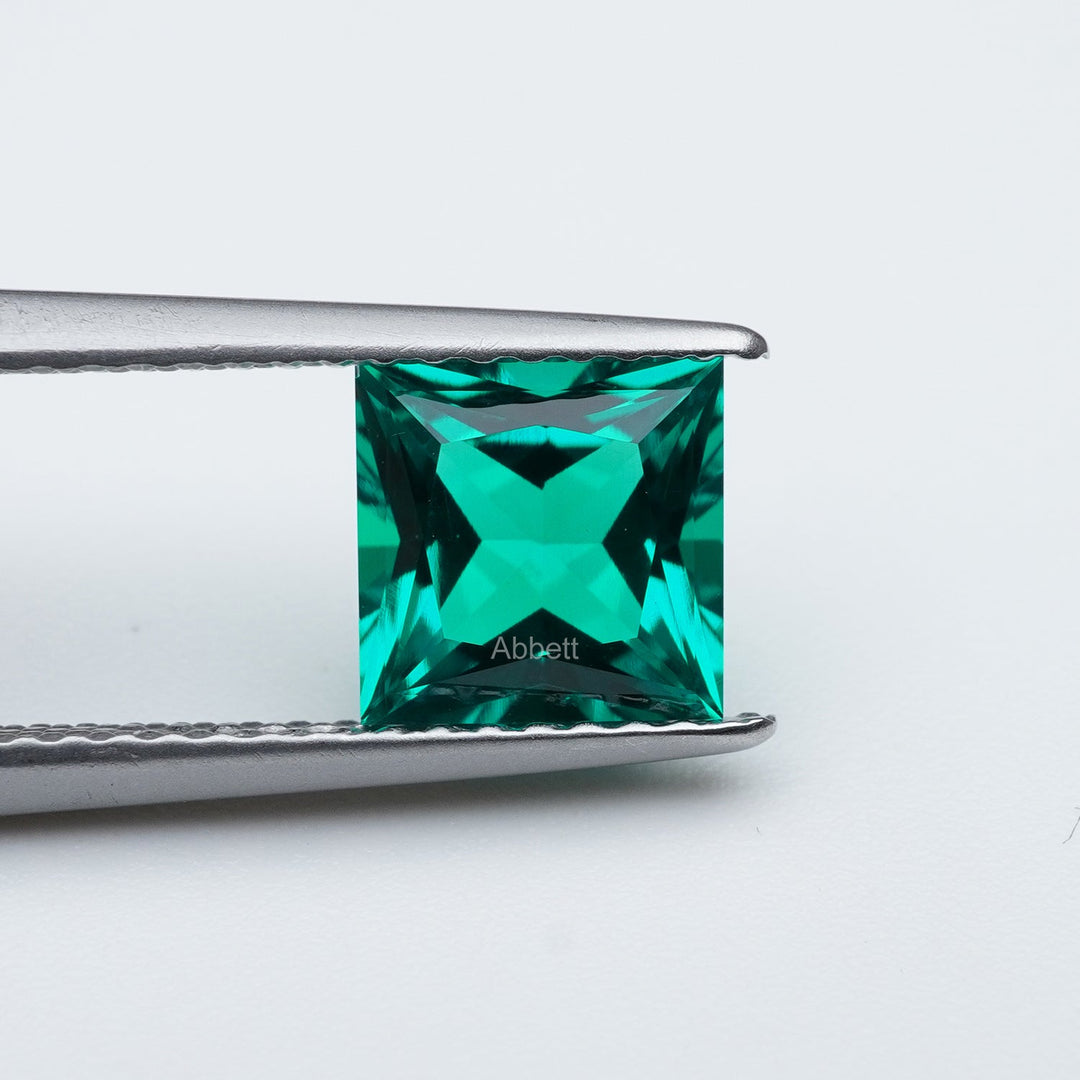 Square princess lab grown emerald