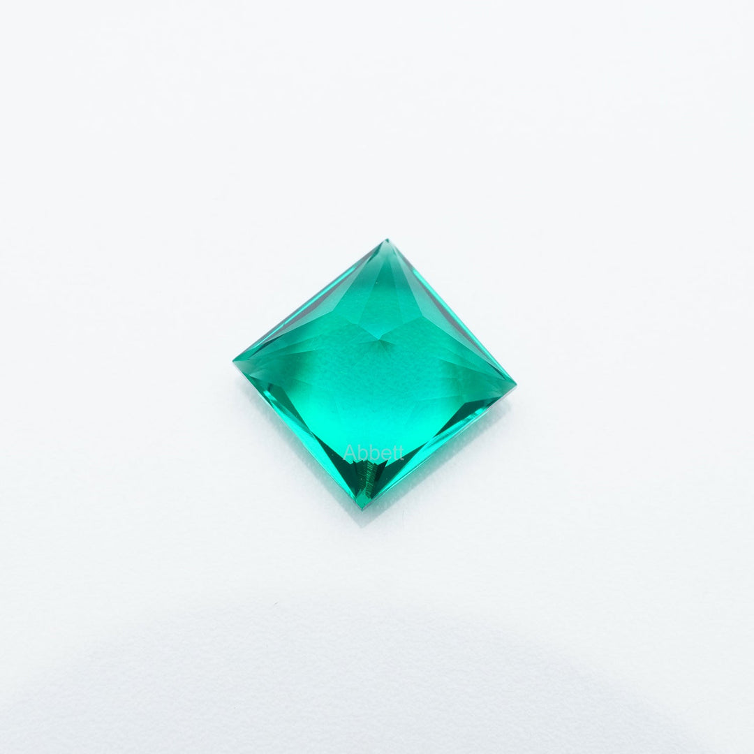 Square princess lab grown emerald