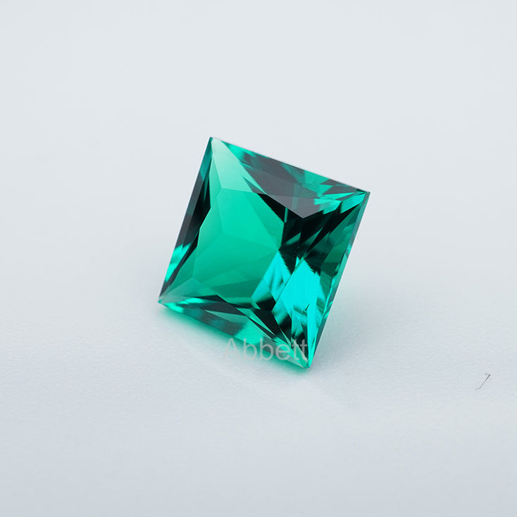 Square princess lab grown emerald