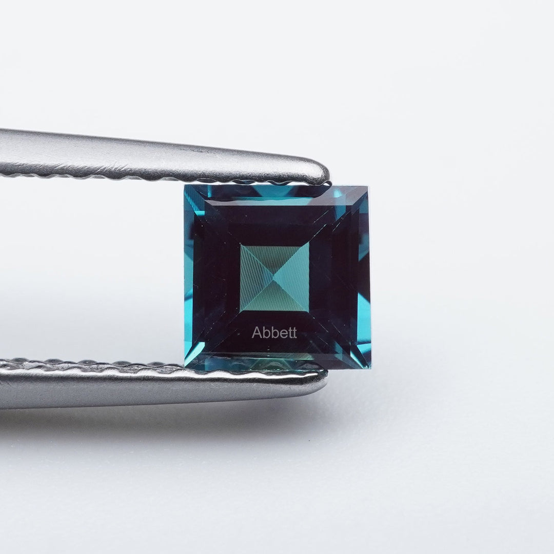 Square step lab grown alexandrite