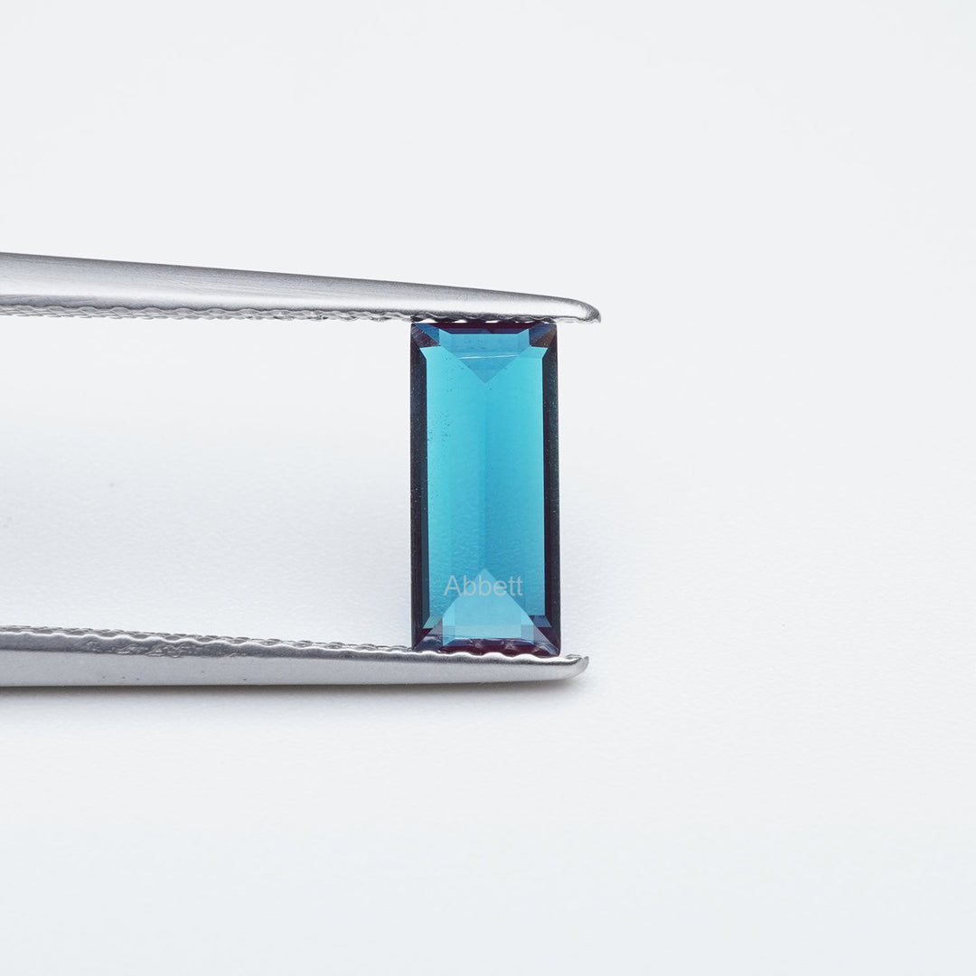 Straight baguette lab grown alexandrite